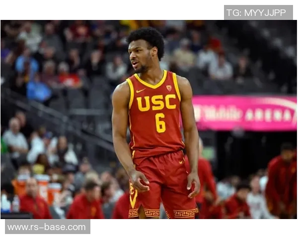 詹姆斯父子携手迎来新篇章布朗尼正式宣布参加NBA选秀 詹姆斯父子携手迎来新篇章布朗尼正式宣布参加NBA选秀