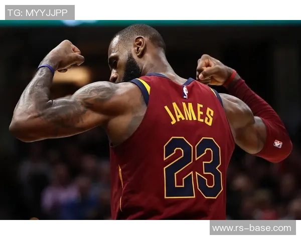 詹姆斯创历史里程碑成首位四万分一万板一万助球员