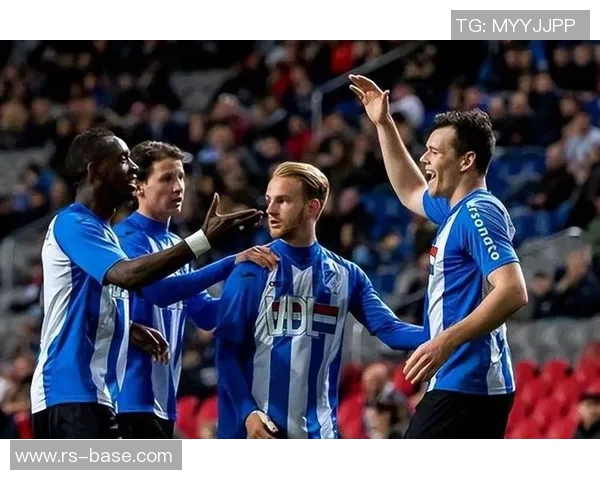 PSV埃因霍温与巴萨精彩对决直播全程回顾与分析