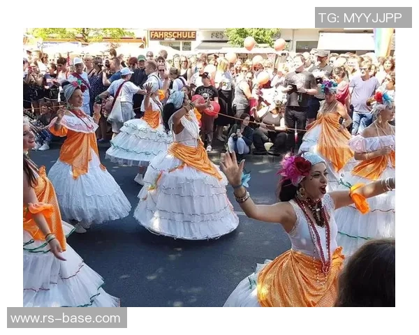 德国与智利激战正酣图文直播全程回顾与精彩瞬间分析 德国与智利激战正酣图文直播全程回顾与精彩瞬间分析