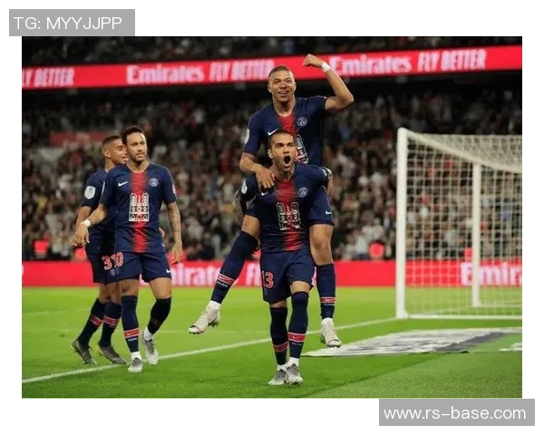 利物浦与巴黎圣日耳曼精彩对决回放全程回顾与分析