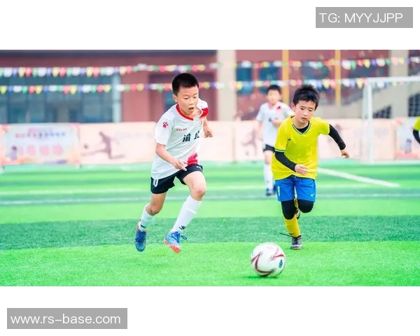 天泉湖激情四溢足球比赛视频直播全程回顾与精彩瞬间分享 天泉湖激情四溢足球比赛视频直播全程回顾与精彩瞬间分享