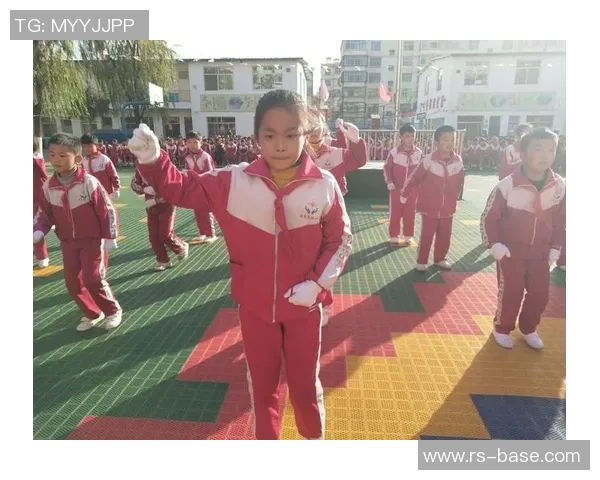 欧钰珊的成长之路与梦想追寻：从学子到职场新星的蜕变故事