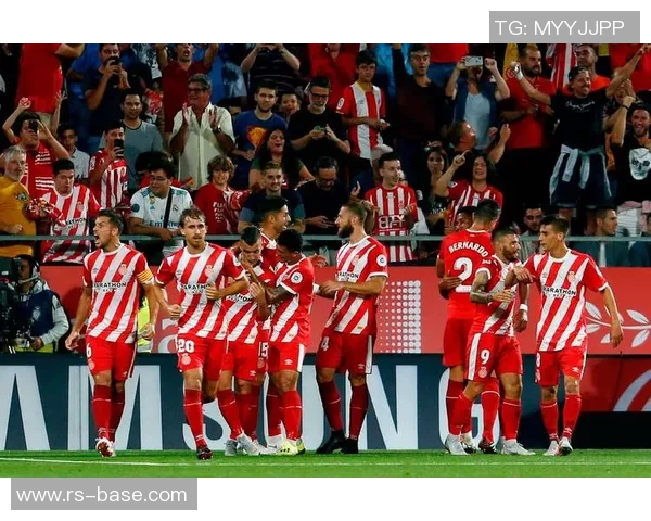 莱万特与马洛卡激战正酣比分悬念引发球迷热议