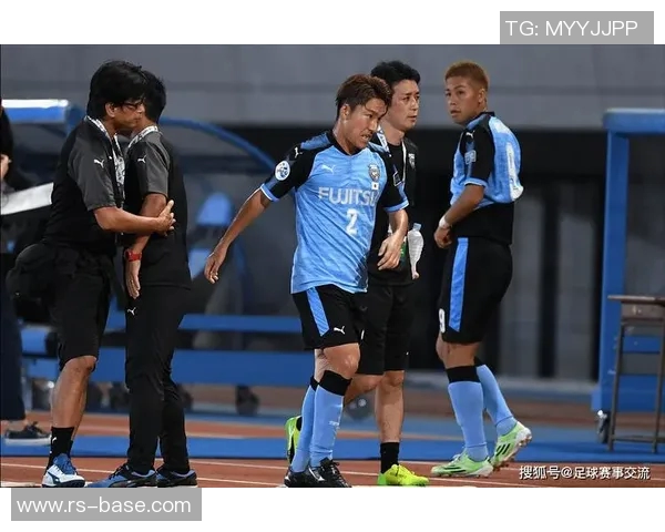 新泻队与太阳神队的激烈对决展现足球魅力与团队精神的巅峰时刻 新泻队与太阳神队的激烈对决展现足球魅力与团队精神的巅峰时刻