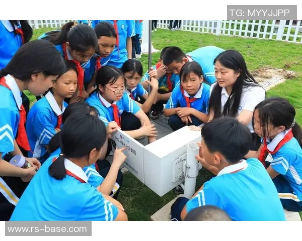 徐昕：从学术先锋到社会活动家的多元人生探索与思考